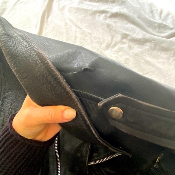 Vintage Black Leather Jacket - Picture 4 of 4